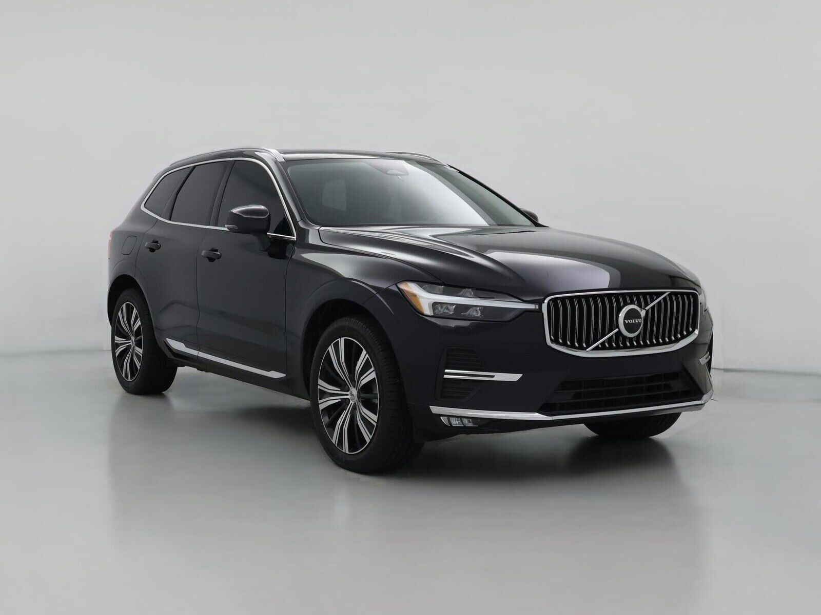 2023 VOLVO XC60