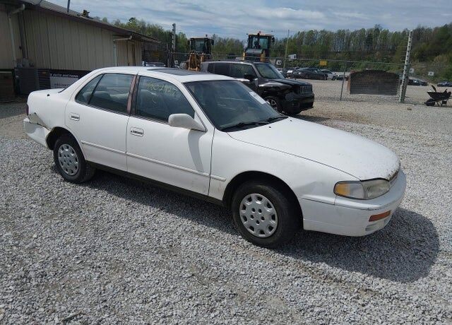 1996 TOYOTA Camry