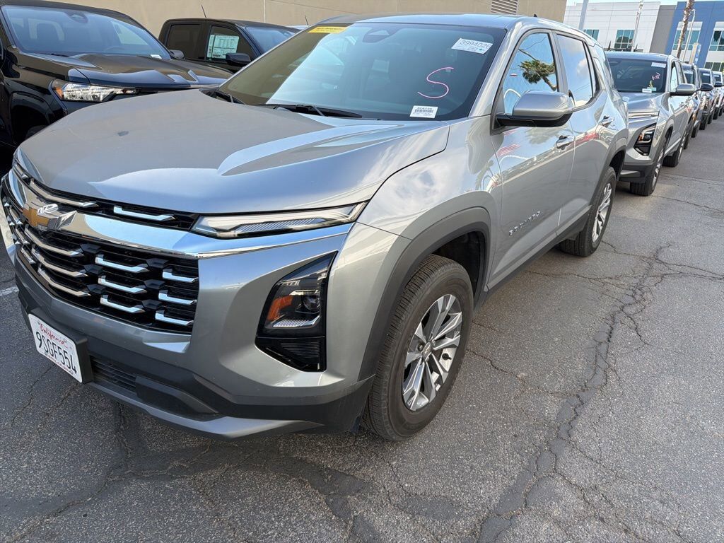 2025 CHEVROLET Equinox