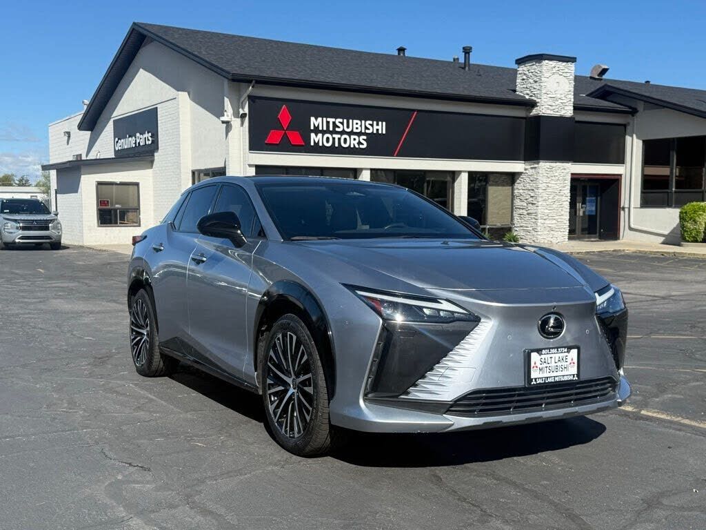 2023 LEXUS RZ 450e