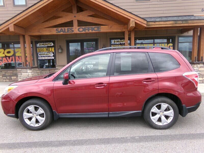 2016 SUBARU Forester