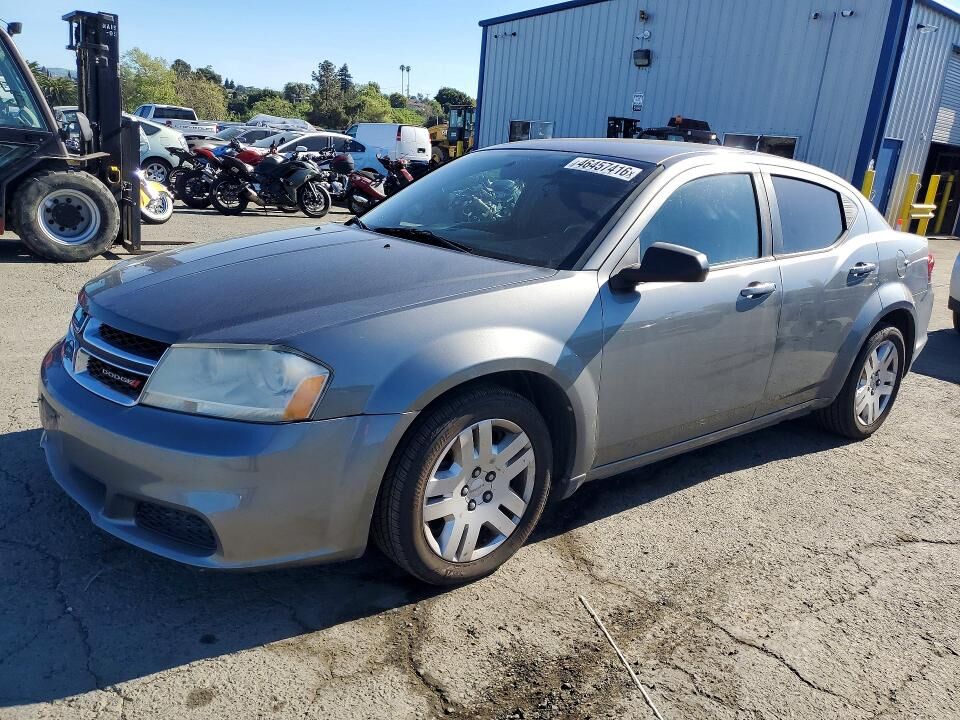 2013 DODGE Avenger
