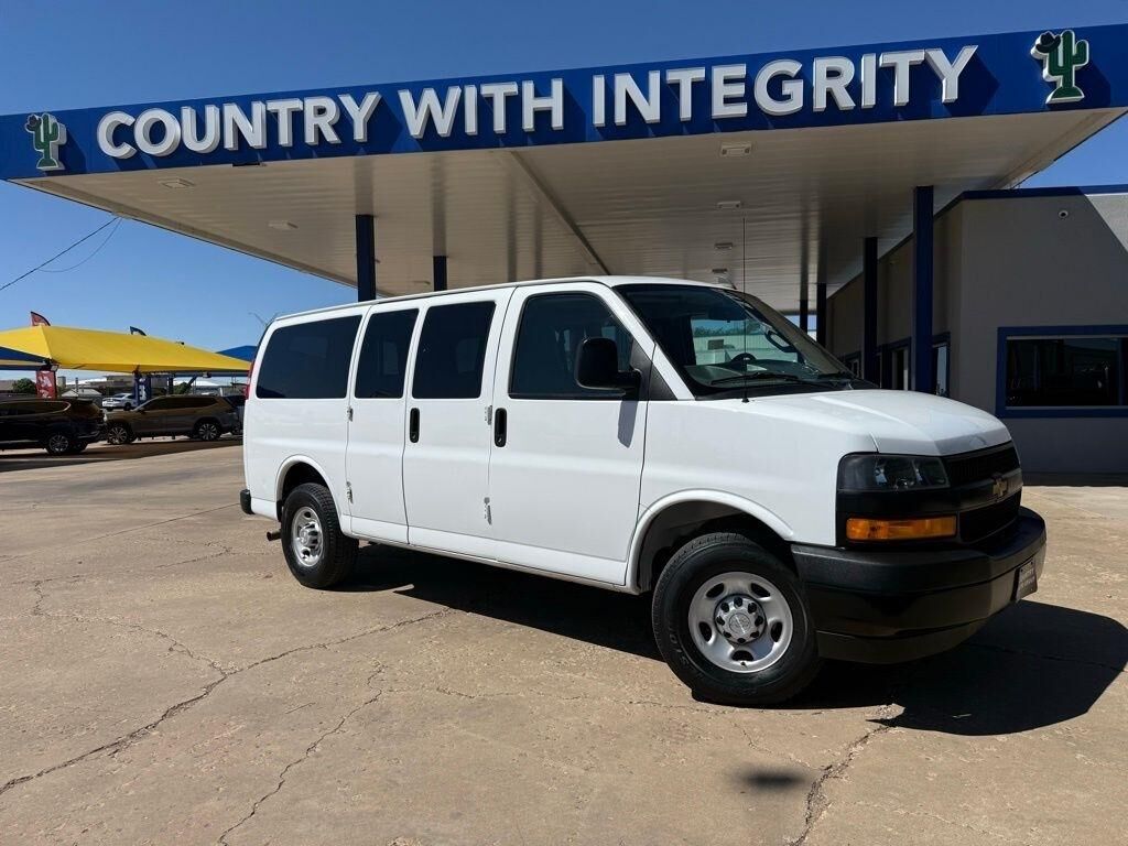 2019 CHEVROLET Express
