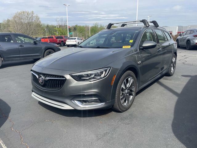 2018 BUICK Regal TourX