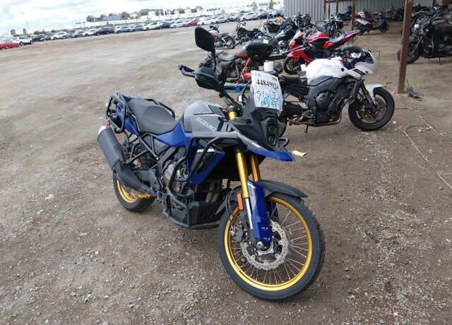 2023 SUZUKI V-Strom 800DE / V-Strom 800DE Adventure