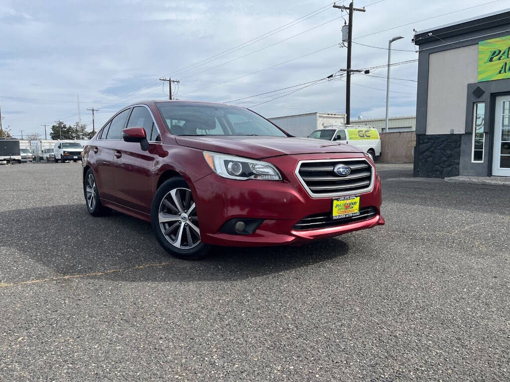 2016 SUBARU Legacy