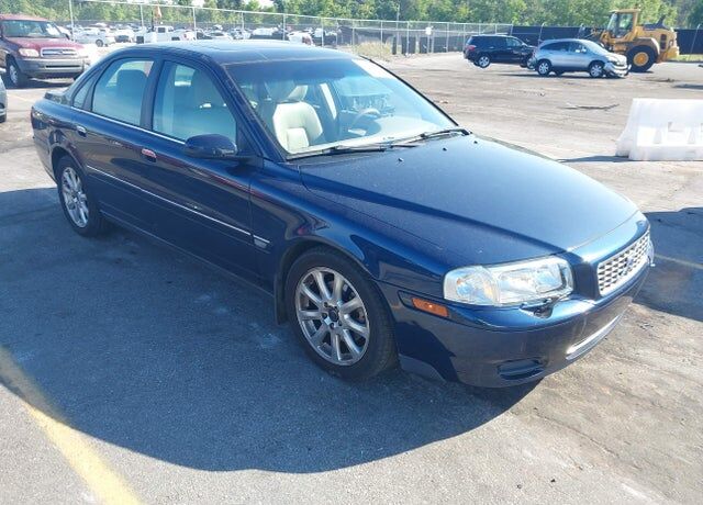 2004 VOLVO S80