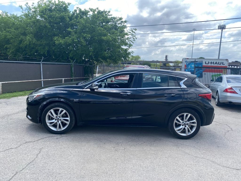2018 INFINITI QX30