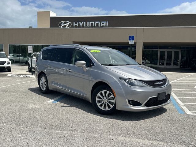 2019 CHRYSLER Pacifica
