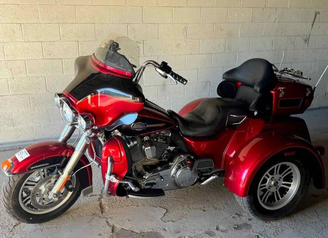 2012 HARLEY DAVIDSON Tri Glide Ultra Classic