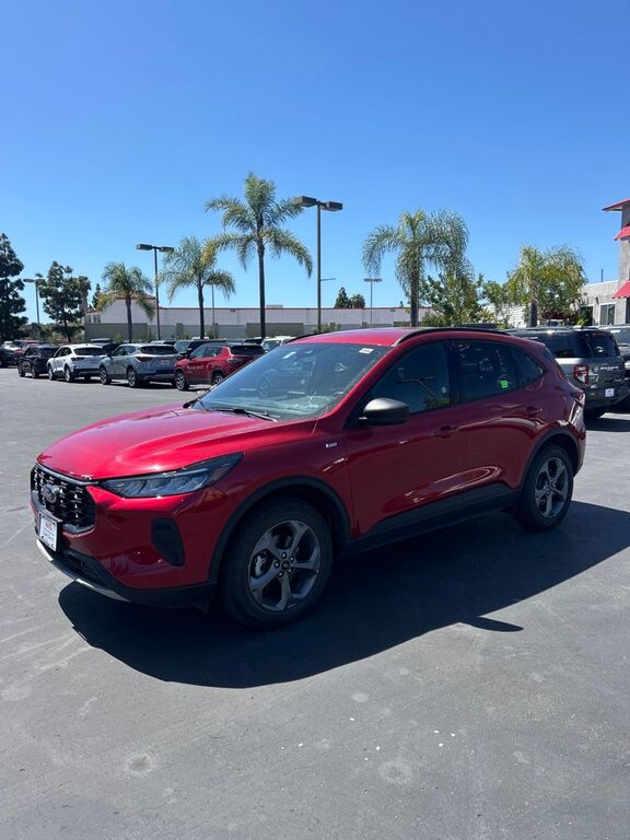 2025 FORD Escape