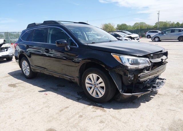 2017 SUBARU Outback