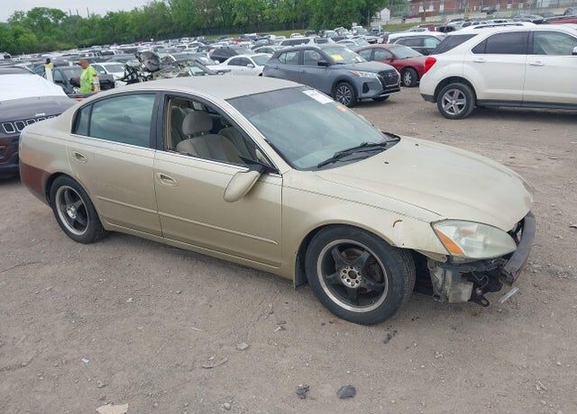2002 NISSAN Altima