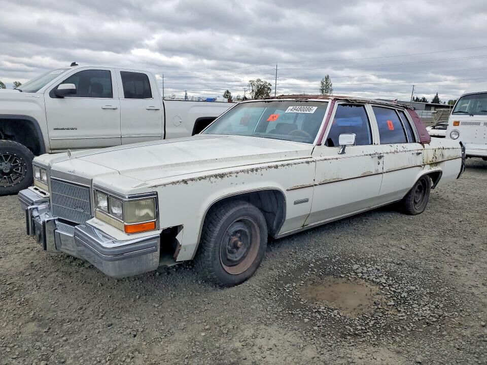 1983 CADILLAC Deville