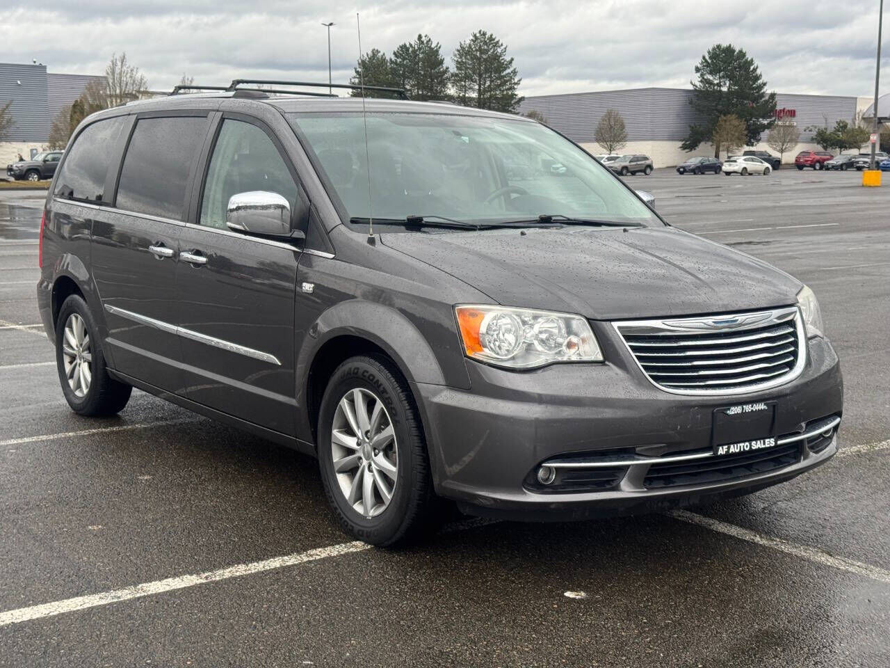 2014 CHRYSLER Town and Country