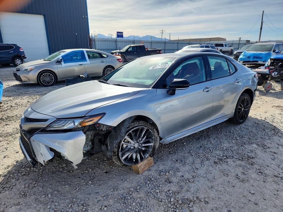 2024 TOYOTA Camry