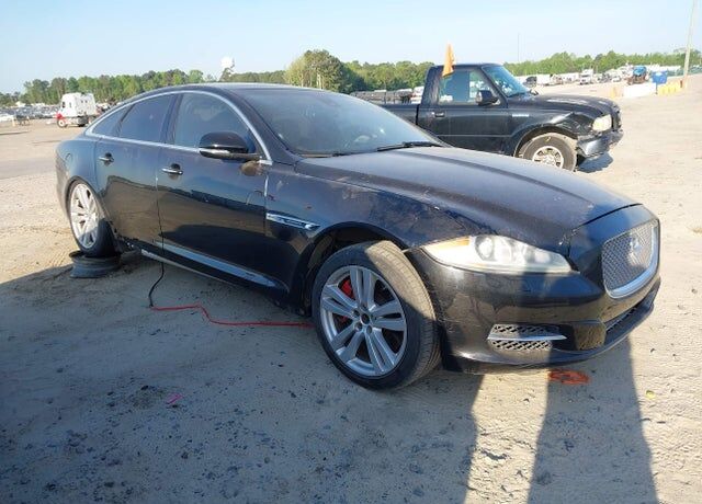 2012 JAGUAR XJ