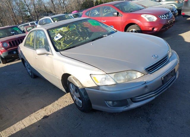 2001 LEXUS ES