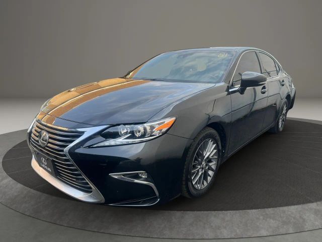 2018 LEXUS ES