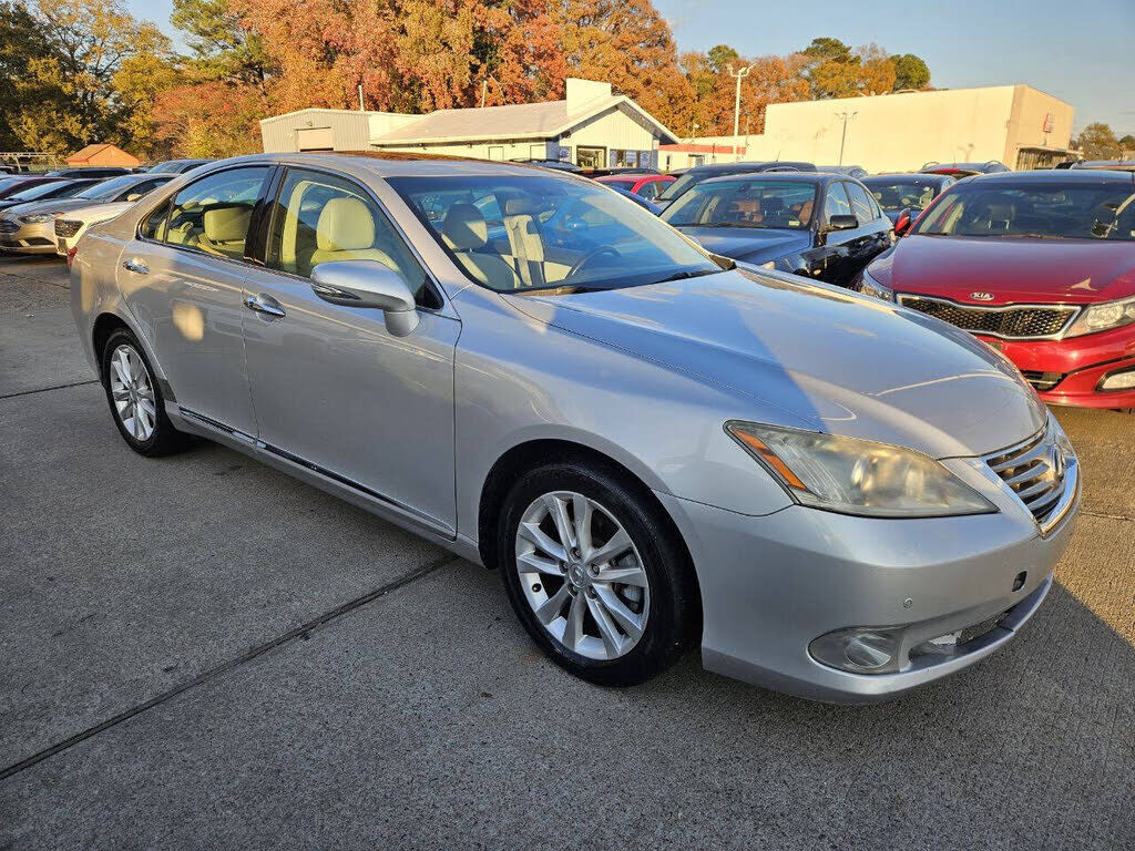 2011 LEXUS ES
