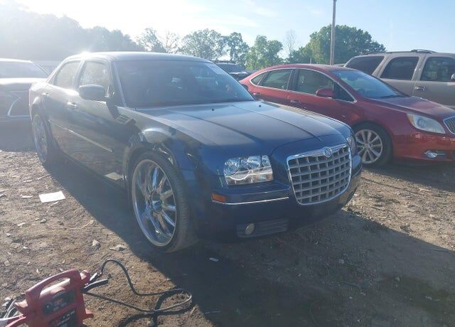 2005 CHRYSLER 300
