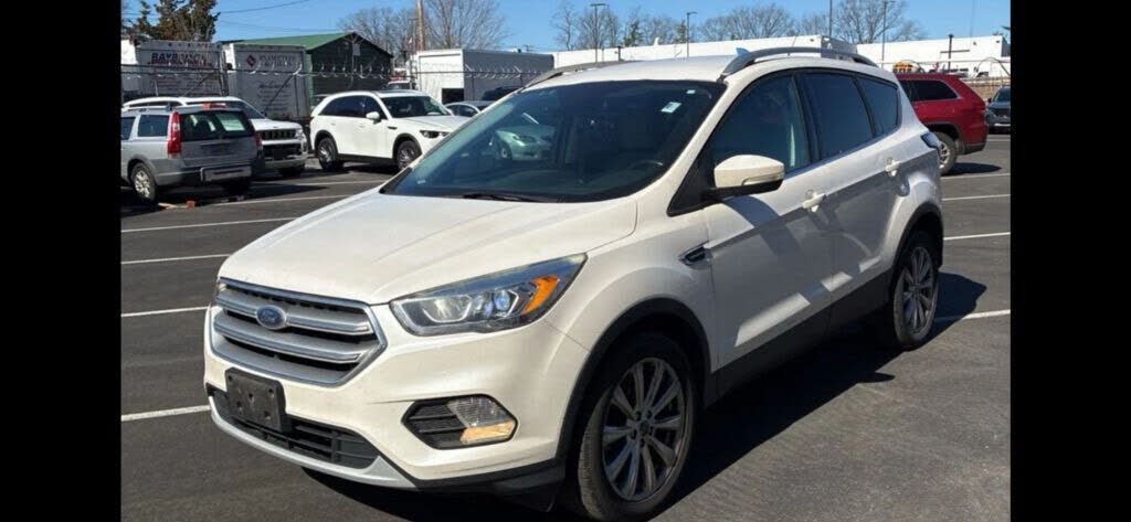 2017 FORD Escape