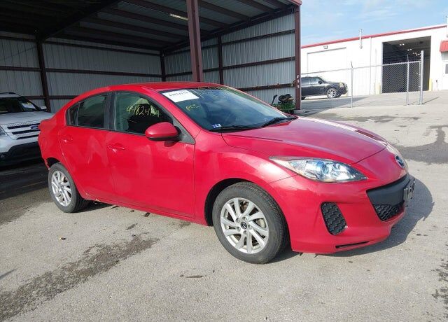 2013 MAZDA Mazda3
