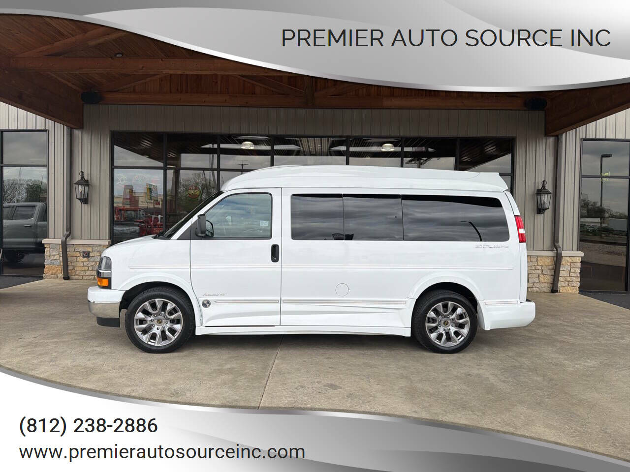 2022 CHEVROLET Express