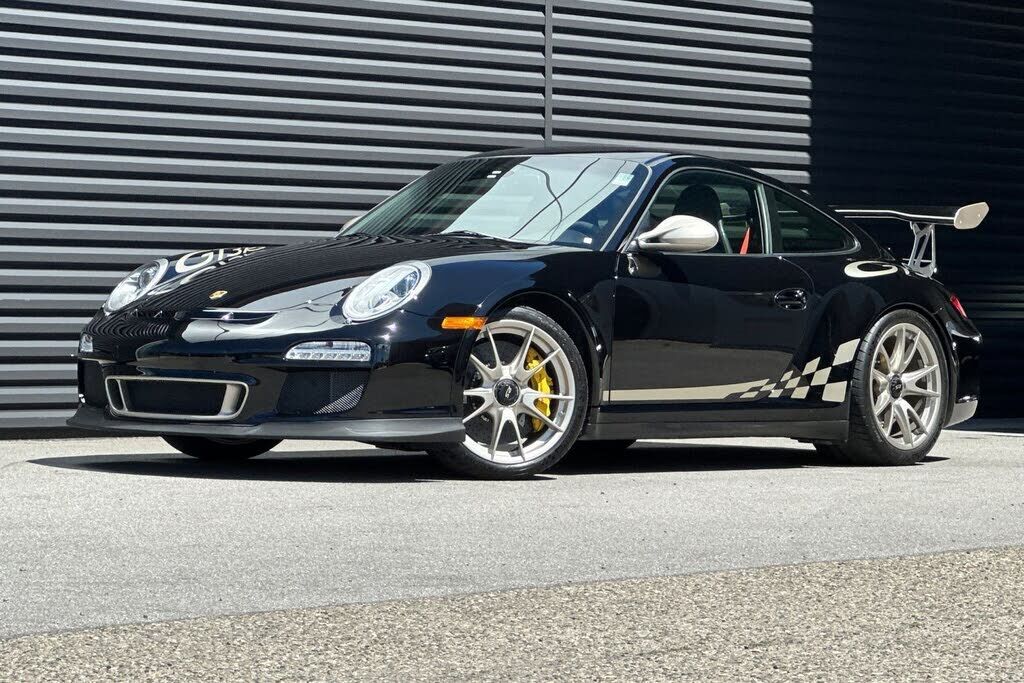2011 PORSCHE 911