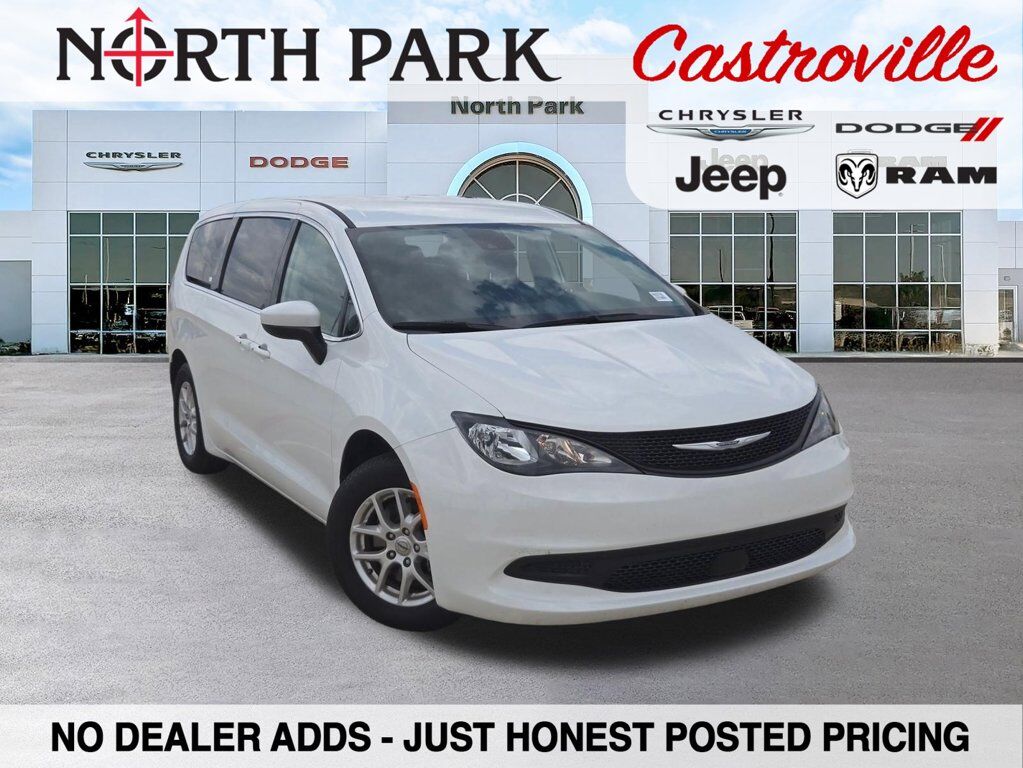 2023 CHRYSLER Voyager