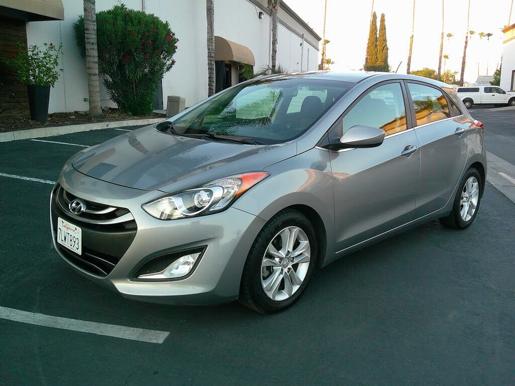 2014 HYUNDAI Elantra