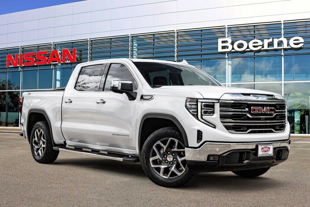 2023 GMC Sierra