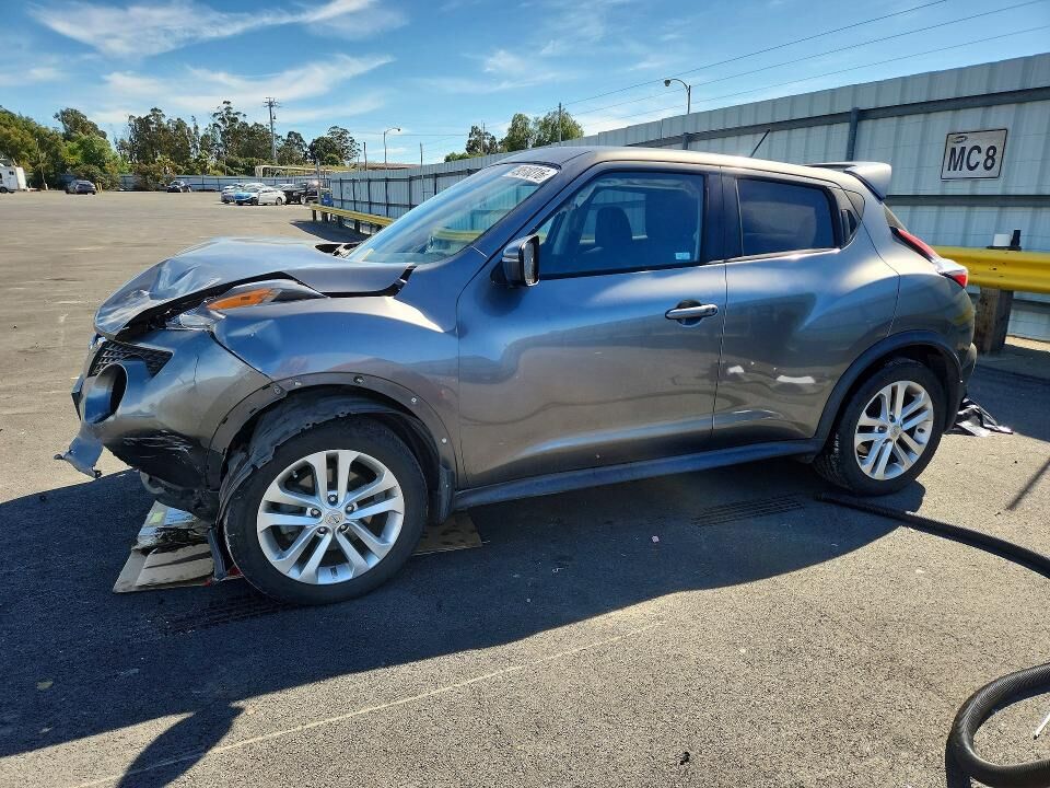 2015 NISSAN Juke
