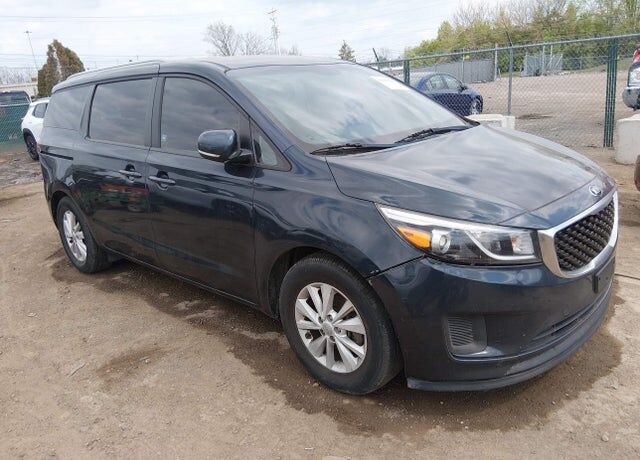 2016 KIA Sedona