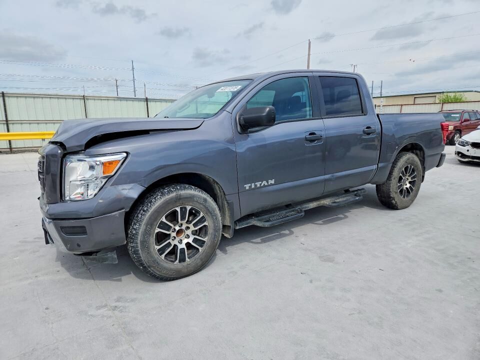 2024 NISSAN Titan