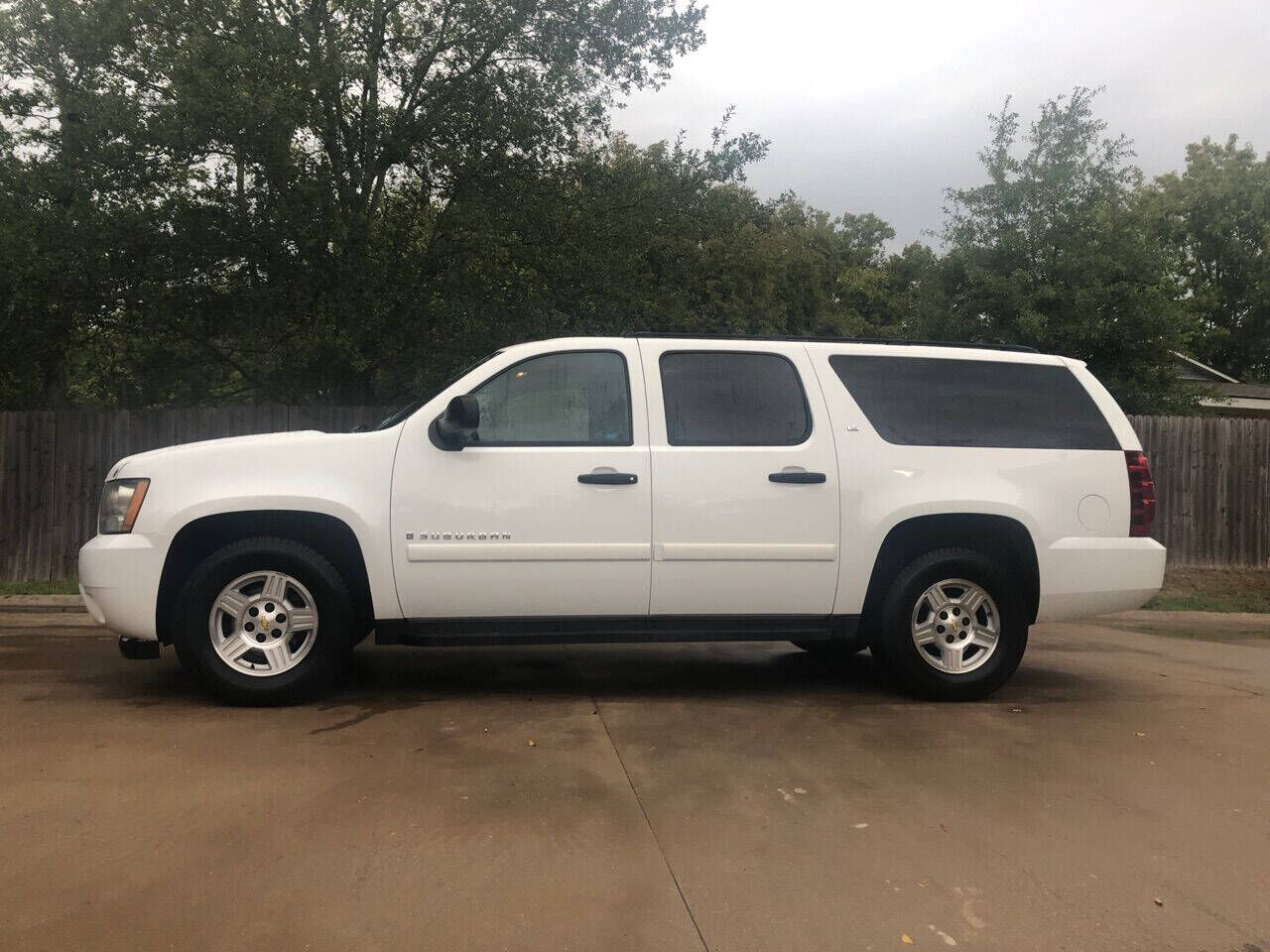 2008 CHEVROLET Suburban