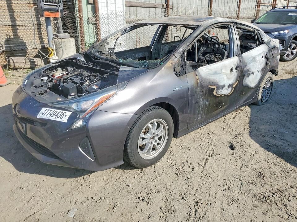 2018 TOYOTA PRIUS