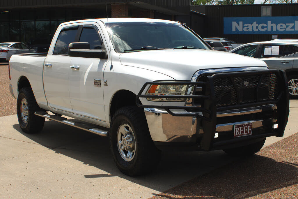 2011 DODGE Ram