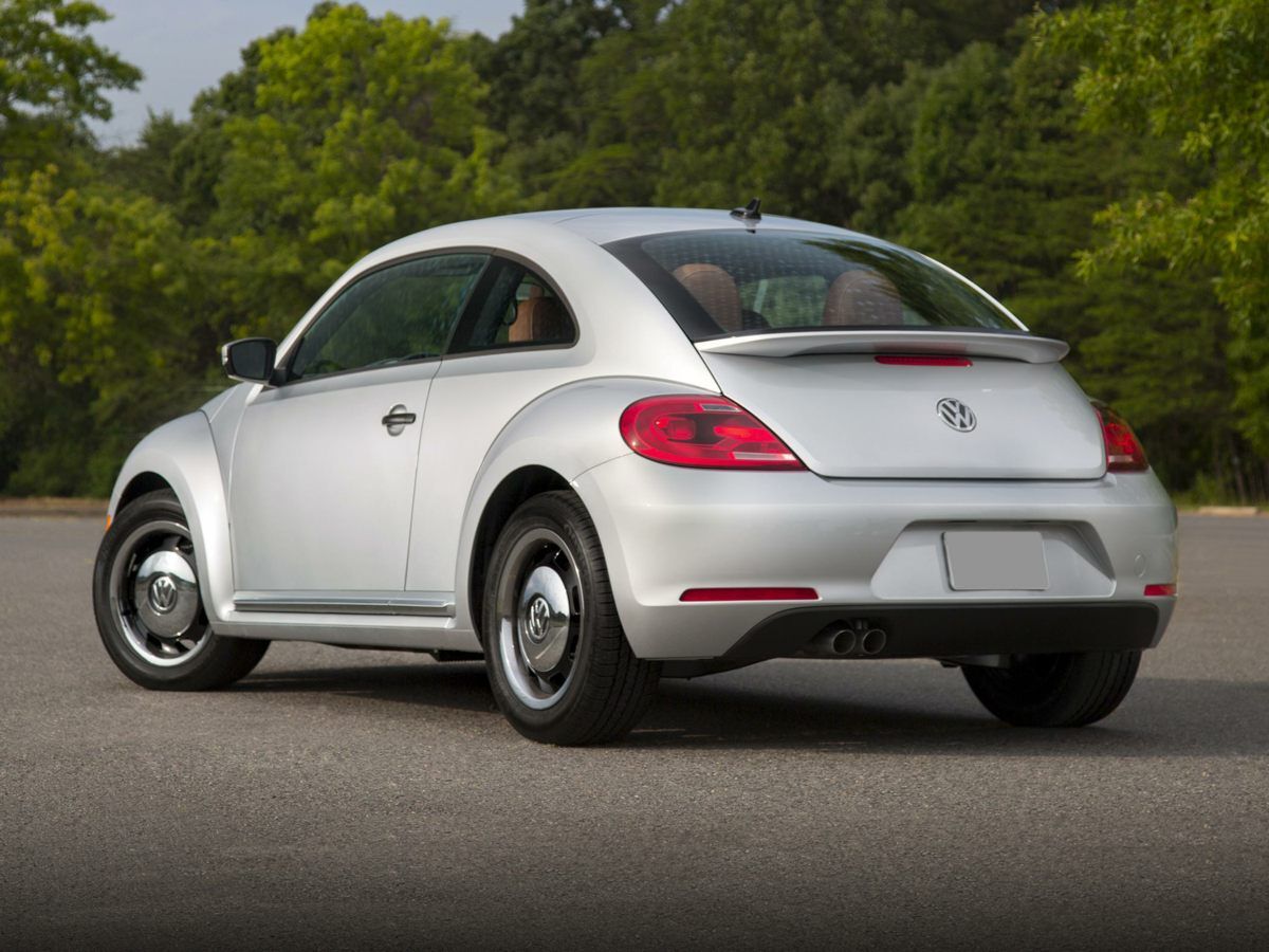 2016 VOLKSWAGEN Beetle