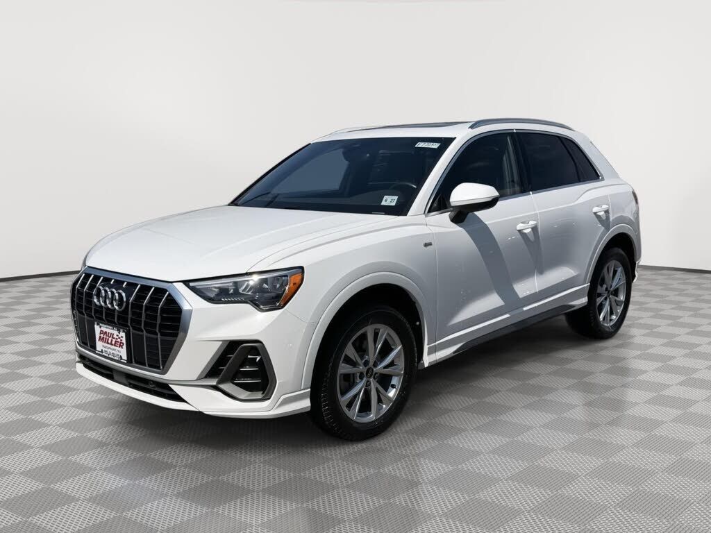 2022 AUDI Q3