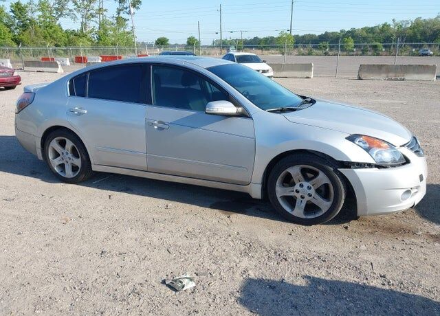 2012 NISSAN Altima