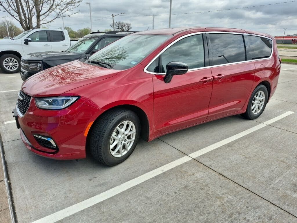 2025 CHRYSLER Pacifica