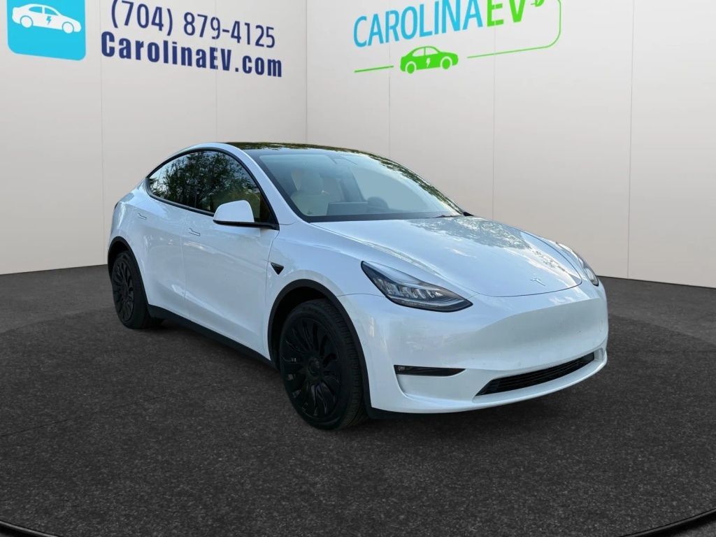 2022 TESLA Model Y