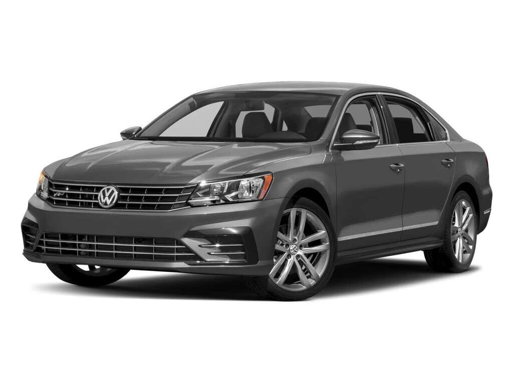 2017 VOLKSWAGEN Passat