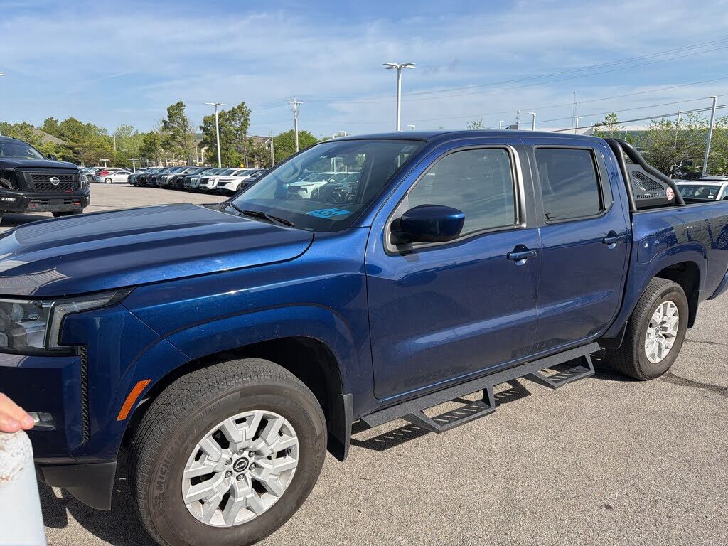 2022 NISSAN Frontier