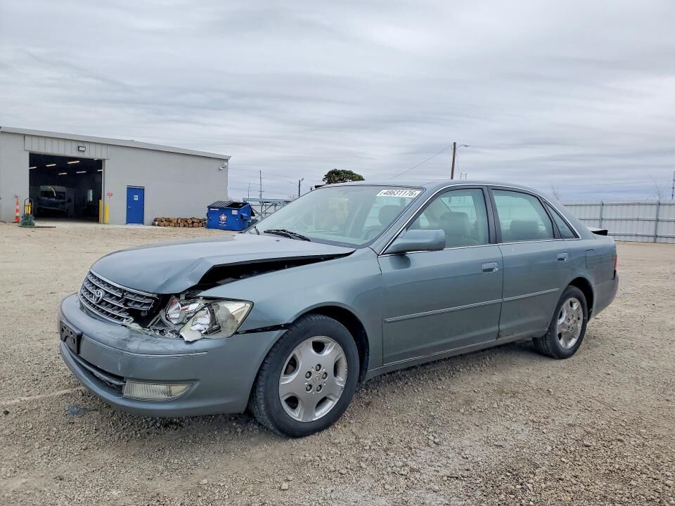2004 TOYOTA Avalon