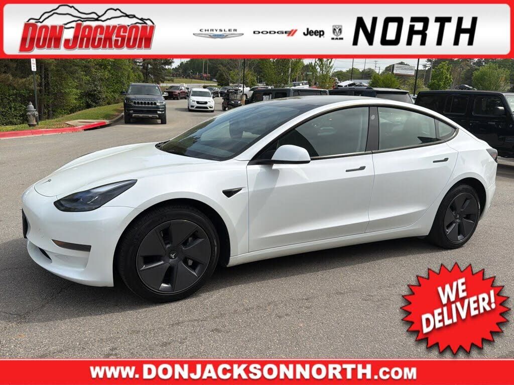 2023 TESLA Model 3