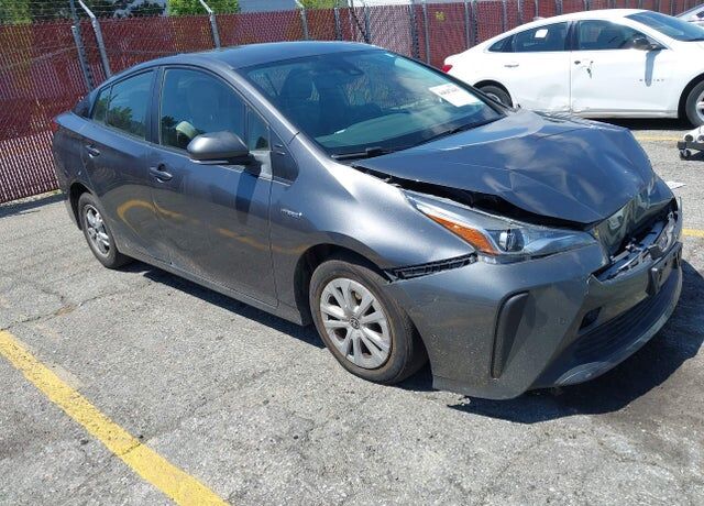2022 TOYOTA PRIUS