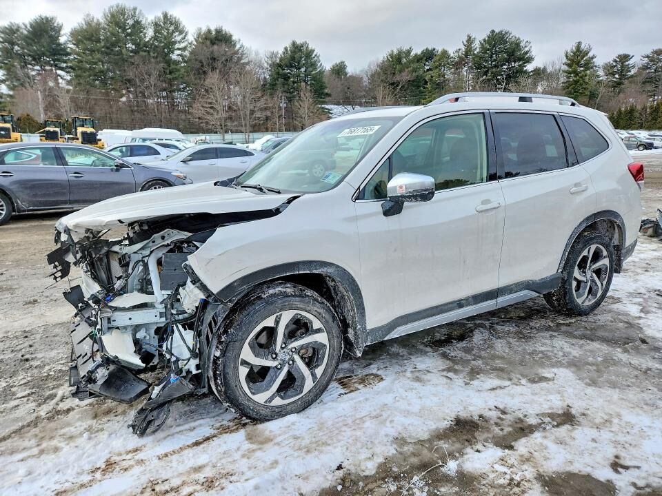 2023 SUBARU Forester