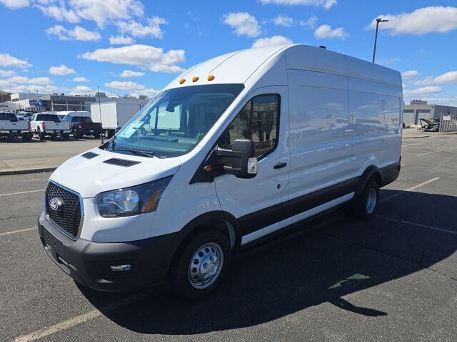 2026 FORD Transit